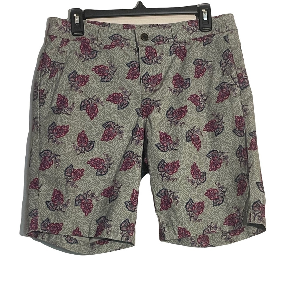 Vintage Orvis women’s Floral ( green/pink/navy) Patterned shorts size 8